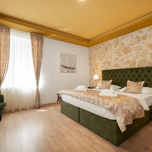 Luxury Rooms Floramye (Adults Only)
